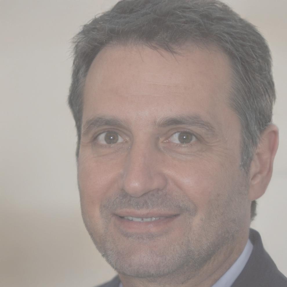 Portrait de Théodore Marchand, expert en budgets roulants